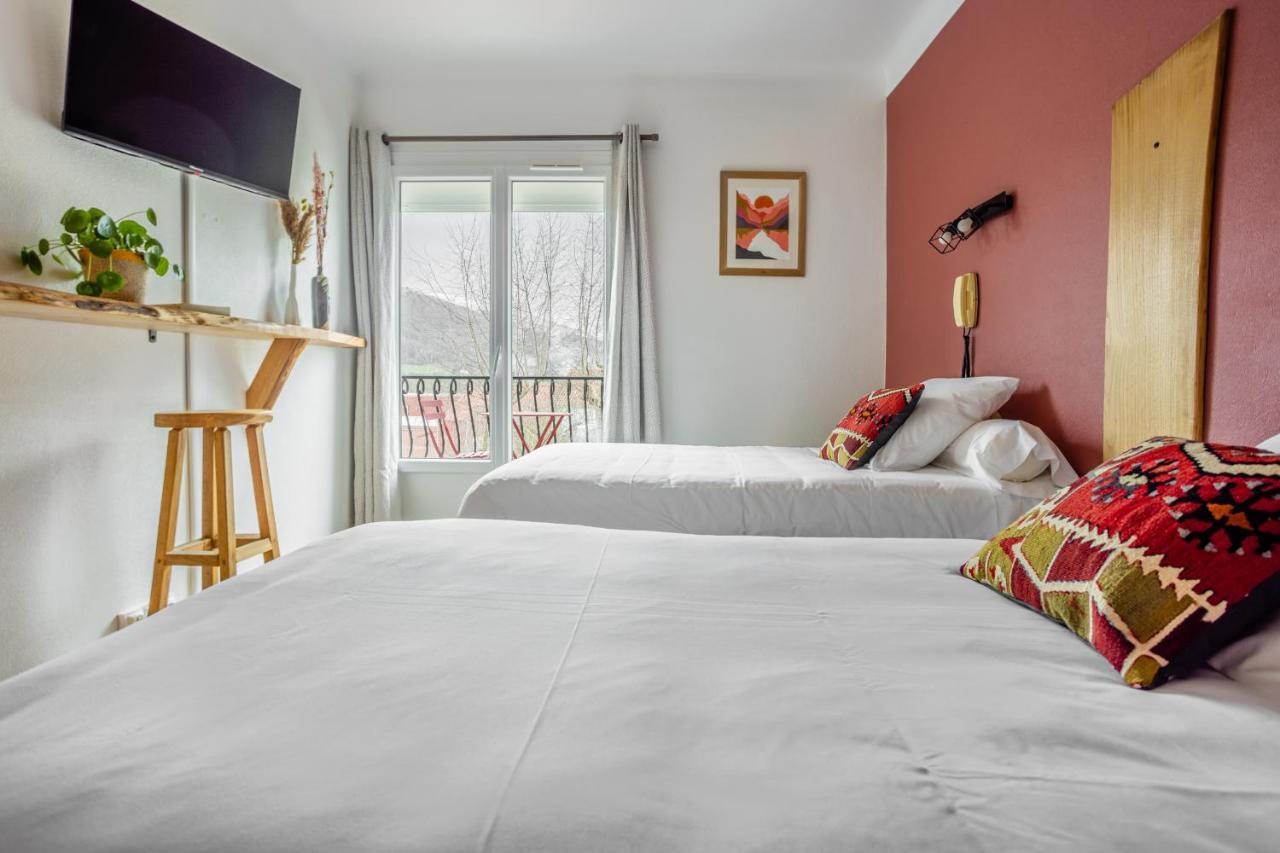 Logis Hotel Restaurant Espelletenia Larceveau-Arros-Cibits 외부 사진