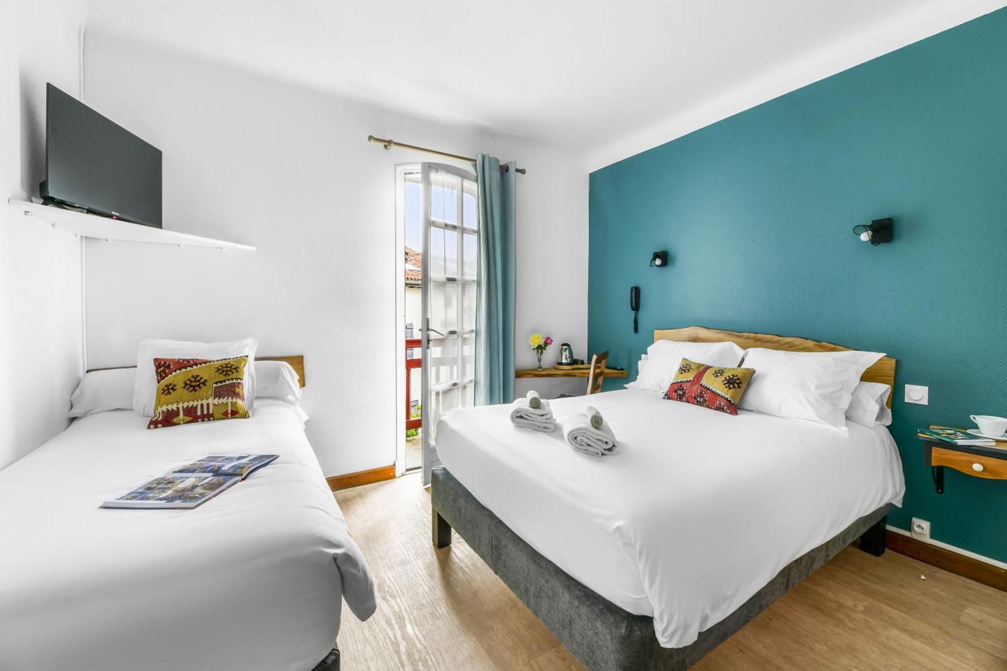 Logis Hotel Restaurant Espelletenia Larceveau-Arros-Cibits 외부 사진